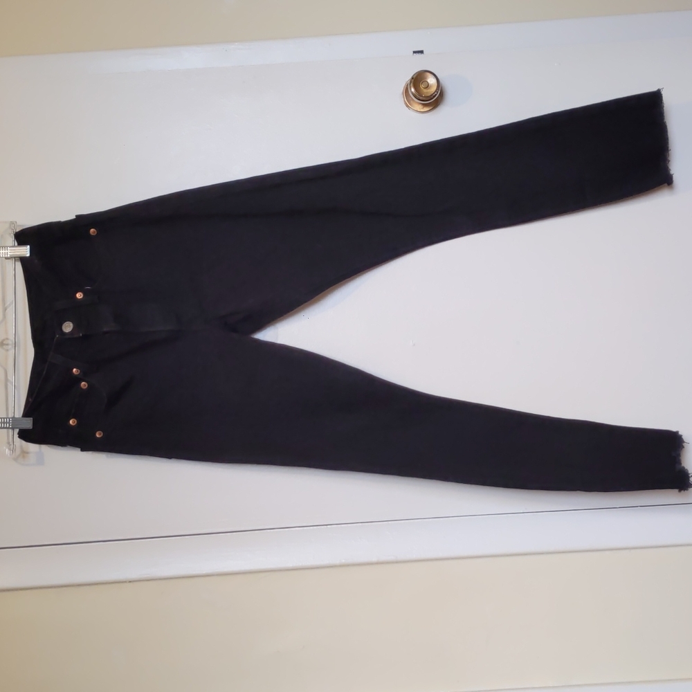 Levi's 501 skinny high rise black jeans, size 25